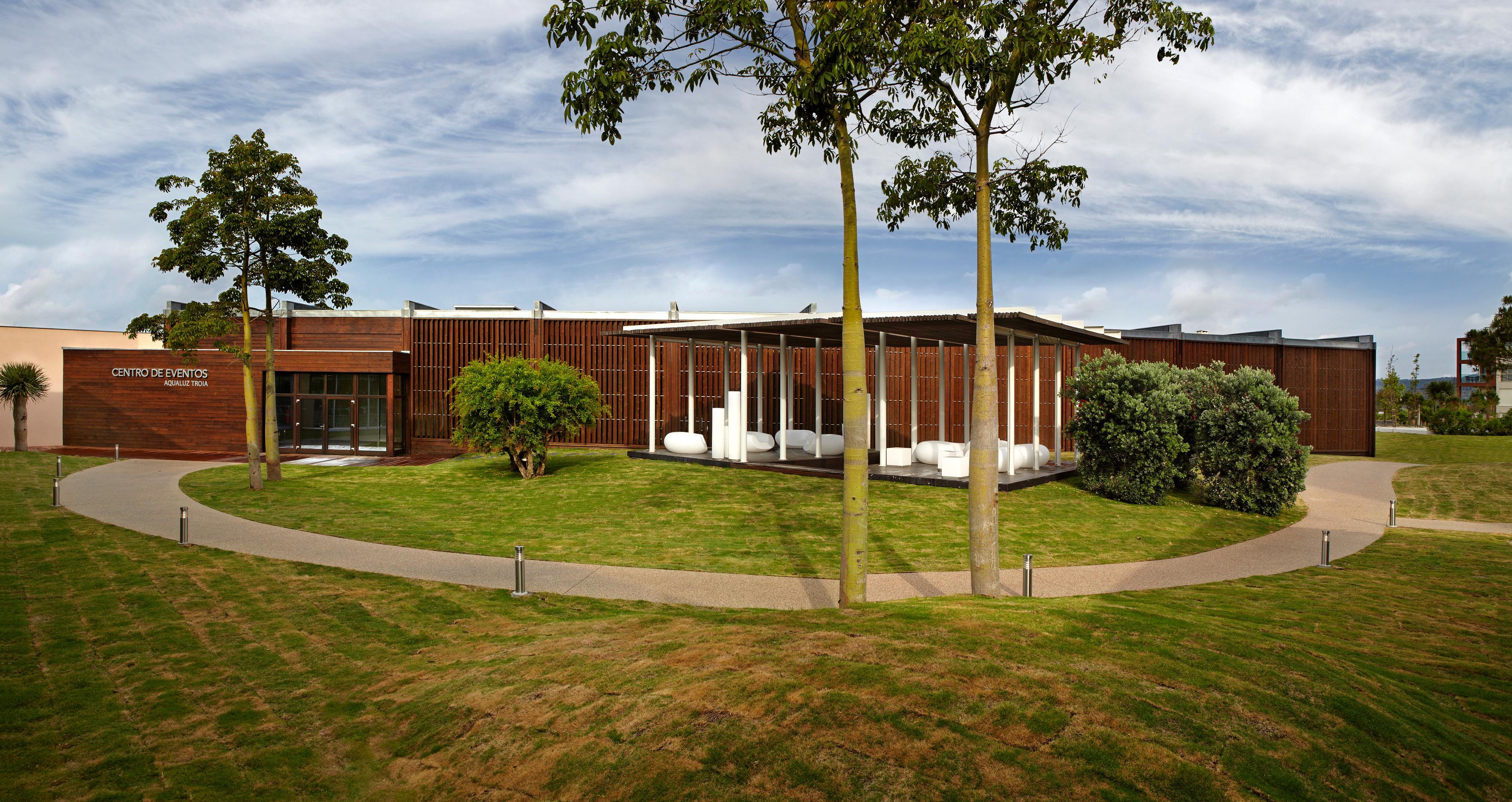 The Editory By The Sea Troia Comporta Hotel Екстер'єр фото The new building of the University of Applied Sciences