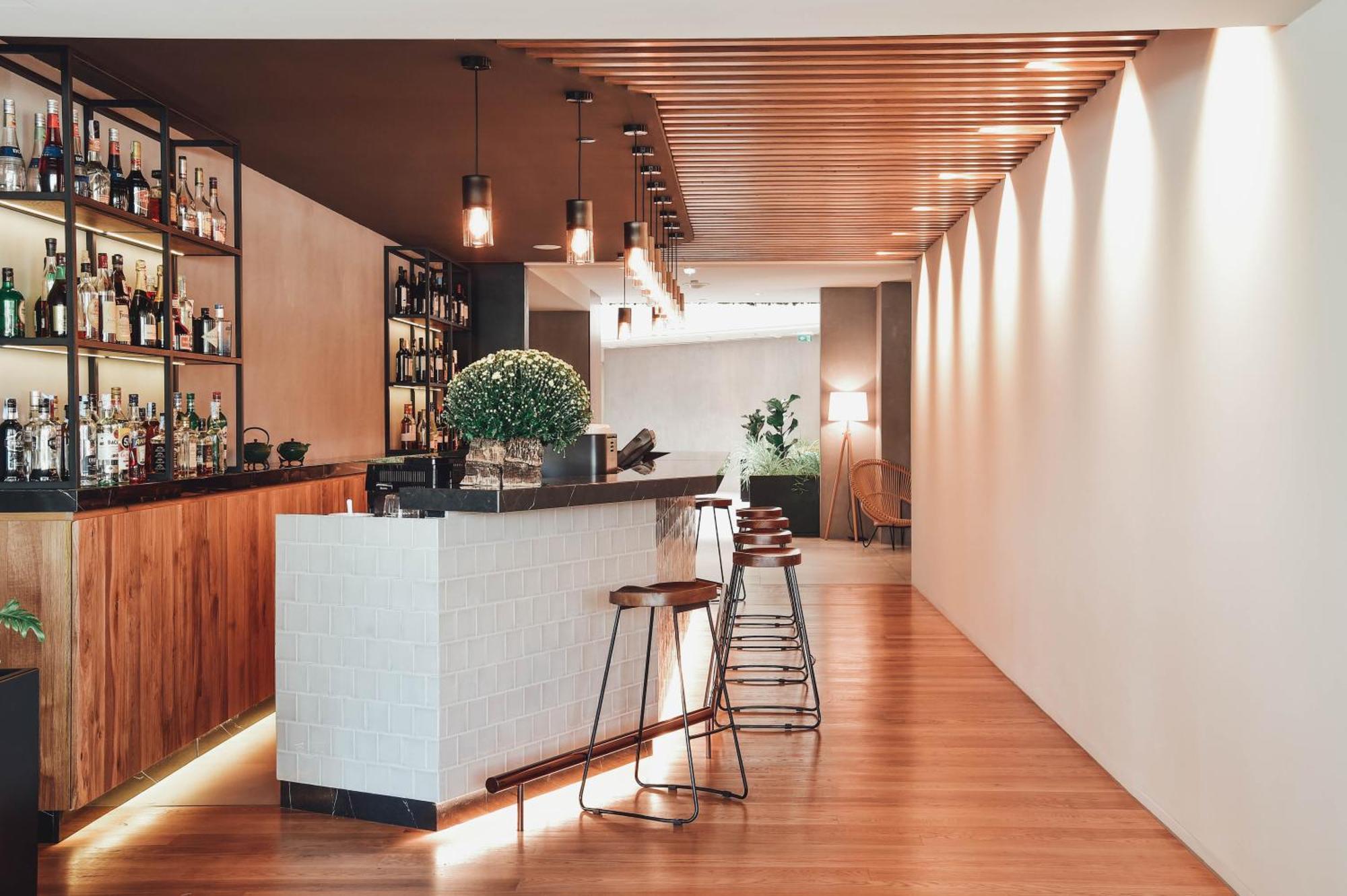 The Editory By The Sea Troia Comporta Hotel Екстер'єр фото The bar at the hotel